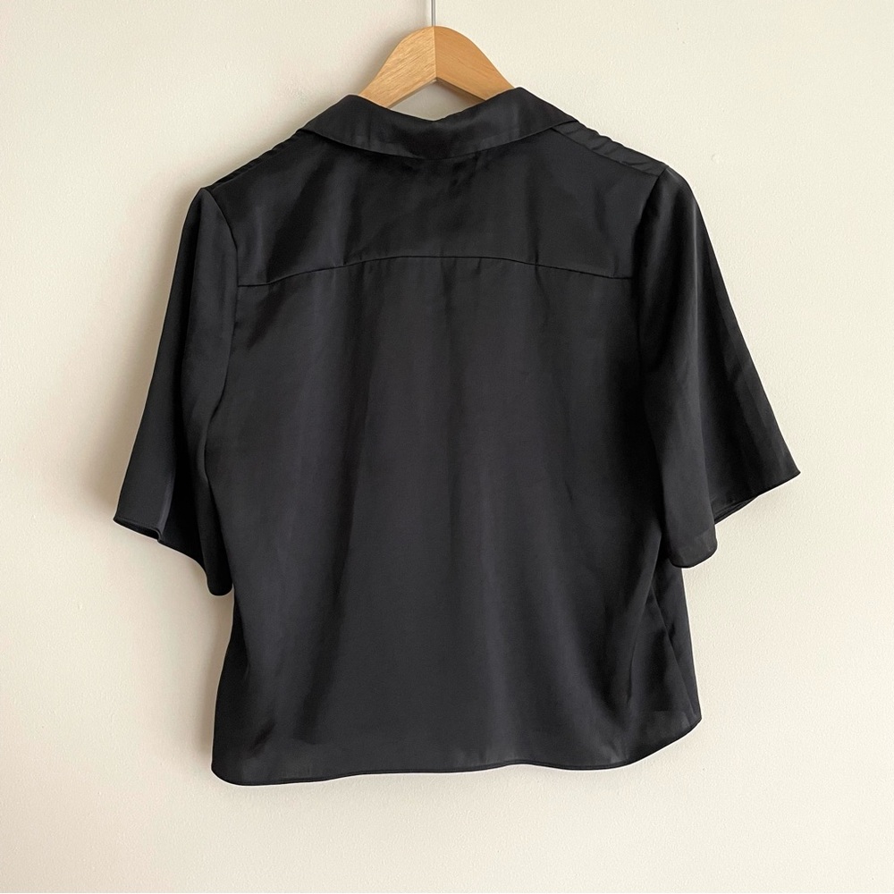 Aritzia Wilfred Beso Satin Button Up Short Sleeve Blouse Shirt Black - Picture 7 of 14